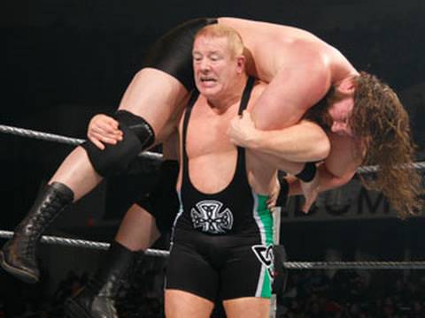 WWE Superstars: Finlay vs. Mike Knox