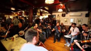 Lunchtime Session in the Ferry Inn at the Orkney Folk Festival 2014