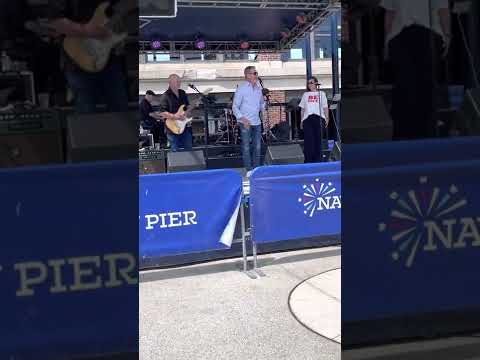 Vintage Vinyl Revue on Navy Pier — Too Late to Turn Back Now