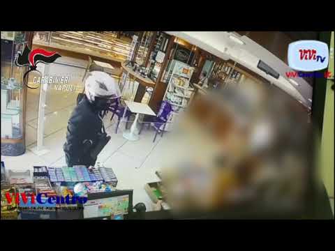 Napoli, quartiere Marianella   Rapina una pasticceria e crede di averla fatta franca