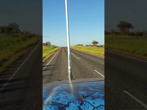 Thumbnail for Great Central Road in the Summer || #shorts #australianoffroad #landcruiser #79serieslandcruiser