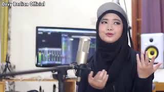 Download lagu Devy Berlian - Hasbi Rabbi´ 💙 mp3