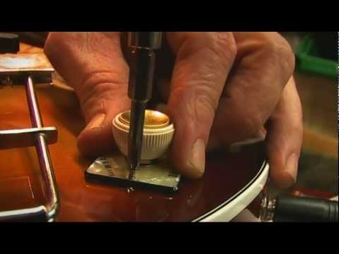 Hofner - In the Workshop - Violin Bass