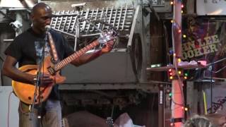 Cedric Burnside tells an R.L. Burnside Joke