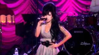 Amy Winehouse - Just Friends (Live in London)