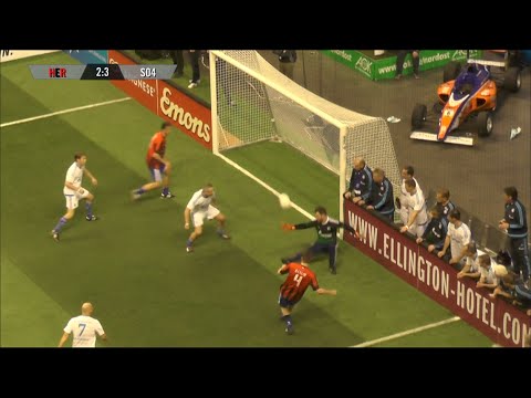 Hertha BSC Berlin - FC Schalke 04 (Halbfinale, AOK Traditionsmasters 2016) - Spielszenen