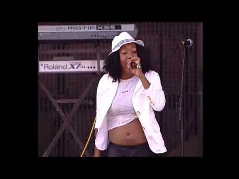 08- Festival da paz Angola faz - Própria Lixa