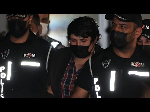 Tosuncuk lakaplı Mehmet Aydın İstanbul'da gözaltına alındı! Tosuncuk'tan ilk görüntüler