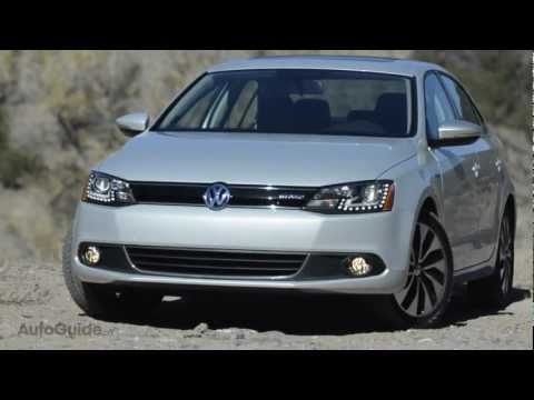 2013 Volkswagen Jetta Hybrid Review - Going green without the drawbacks