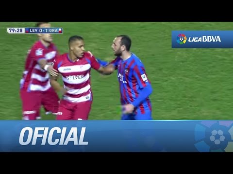 Rifirrafe entre Ramis y El Arabi, ven la tarjeta roja
