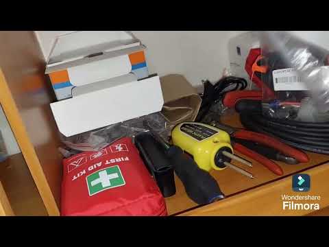 Uusia ulottuvuuksia lumenpoistoon vaunun katolta ja akku juttua vähän....