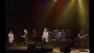 Videoklip Brian May - Back To The Light s textom piesne