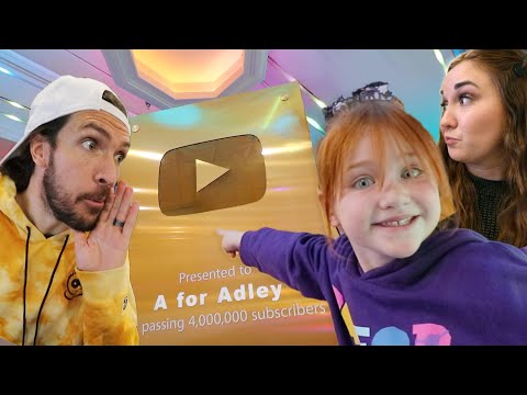 4,000,000 FRiENDS 💕  Surprise Best Day Ever playing Adley is the Boss at the Spacestation A MOViE