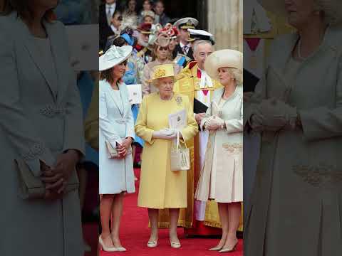 Thumbnail for Queen Elizabeth’s Christmas Card Tradition