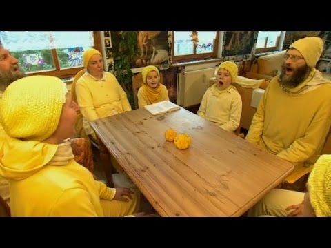 Sekten Familie - Das Kinderleben einer Sekte Doku 2015 *HD*