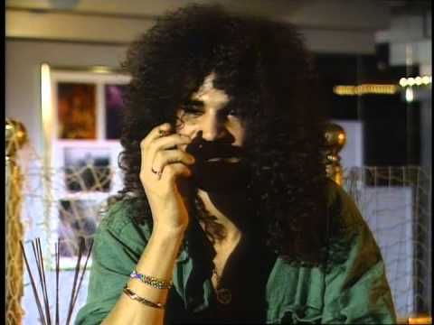 Guns N' Roses Wins Favorite Heavy Metal/Hard Rock Artist - AMA 1992