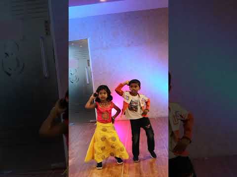 Yaravva Ivalu cheluve #kannada #trending #trendingvideo #viral #kannadamusically #dance #karanataka