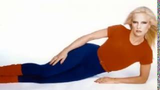 Femme sous influence Music Video