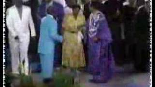 Daryl Coley Singing * Can't Nobody Do me like Jesus *