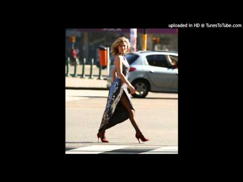 Today's Tango Is... Porteña Linda - Edgardo Donato 30-04-1940