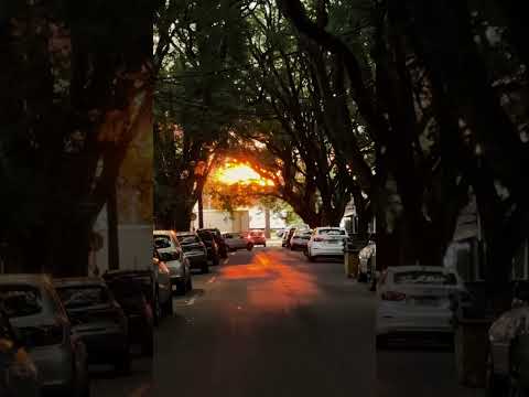 Quanto vale um pôr do sol? Imagem LINDA registrada no entardecer de Maringá uma das mais lindas ❤️