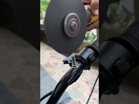 Yo creo que hay que esconderle la moto o las herramientas