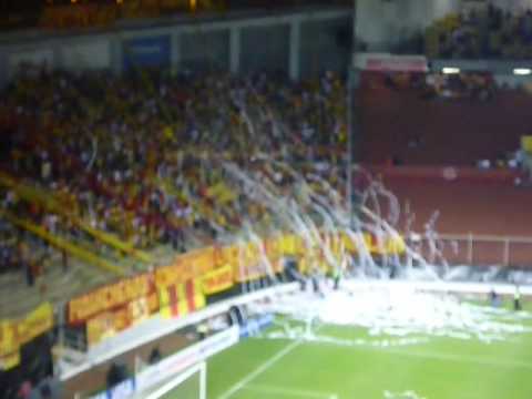 "LOCURA 81 Morelia vs Banfield Copa Libertadores Salida" Barra: Locura 81 &bull; Club: Monarcas Morelia