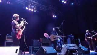 The Breeders - I Just Wanna Get Along (Houston 04.23.18) HD