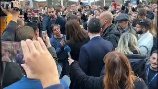 Bernini contestata dagli studenti di Medicina. Lei replica: «Siete dei poveri comunisti»