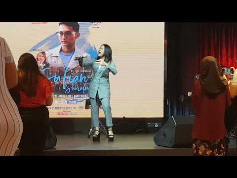 Fieya Julia Showcase ~ Perasaanku🧡