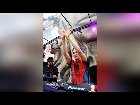 Laidback Luke - Tomorrowland 2011