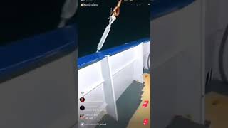 Did you see this⁉️😳 What is she trying to say 😩 FOLLOW: @.SAUCE.90 @_Sauce90 🧜‍♀️✨ #fyp #mermaid