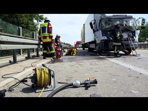 Memmingen (A96): LKW prallt auf Vordermann