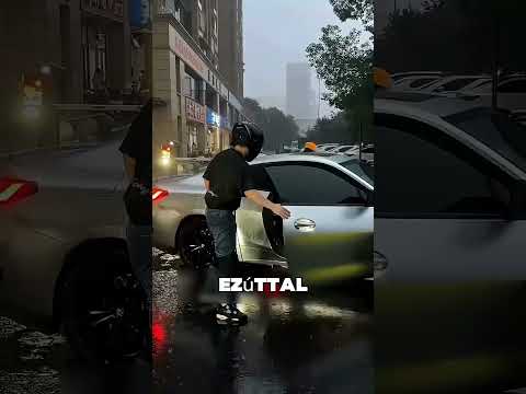 A lány visszautasította, mert motorozott 🤯