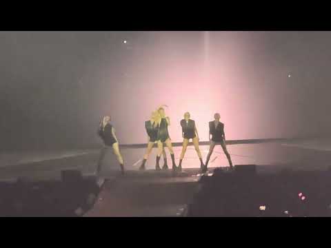 221106 ROSÉ  (로제) -  'On The Ground'  FANCAM [BORN PINK WORLD TOUR 2022 - HAMILTON]