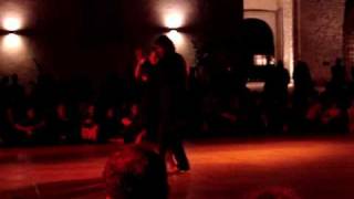Julio Balmaceda y Milena Plebs at Siracusa tango festival 2009