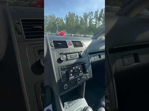 фото volkswagen touran i рестайлинг 0