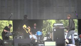 Divine Fits - Baby Get Worse (Live at Squamish)