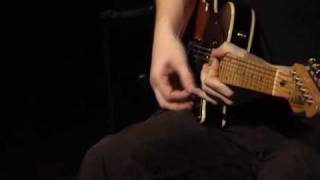 Guillaume Gargaud improvisation solo guitar laptop part 02.mov