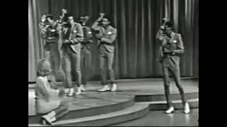 Beauty Is Only Skin Deep - The Temptations (1966) Live on &quot;Where The Acton Is&quot;