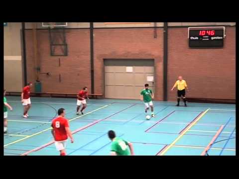 Hoekje Toyota 2 - Excelsior'31 3  (Zaal Competitie 1ste KLasse )