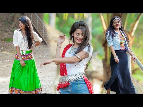 download lagu mp3 mp4 Bollywood Theme Garba Dress, download lagu Bollywood Theme Garba Dress gratis, unduh video klip Bollywood Theme Garba Dress