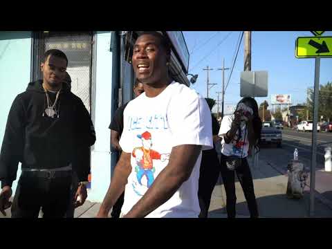 FoeThREEZ - BROKE BITCH