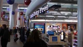 preview picture of video '(HD) Duty Free New Delhi Airport and boarding gates'