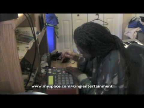 MPC King I Divine On the MPC 1000 (2 Hip Hop beats)