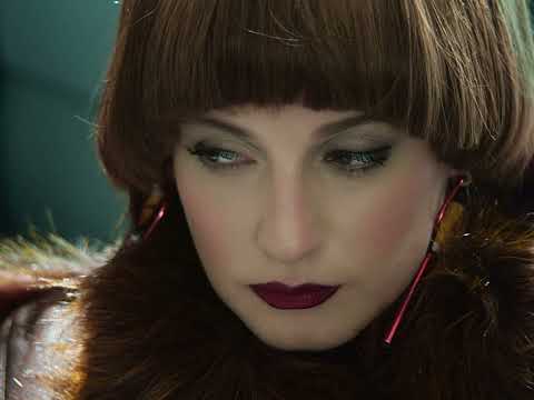 Noémie Wolfs - A Little Bit