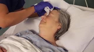 Product video: Medline ReadyBath SELECT Body Cleansing Bathing Cloths, Medium Weight