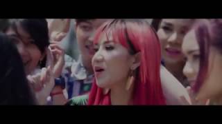 Download lagu ចាក់ទឹកដូង - យូរី ft Bmo, [Full MV] Khmer new year song 2017 mp3