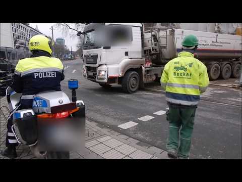 Bagger Cat 320 GC  - LKW -  Cat 352 F