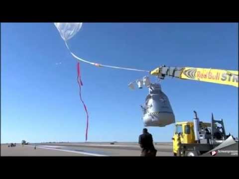(Full Start) Red Bull Stratos Felix Baumgartner - Freefall from the edge of space